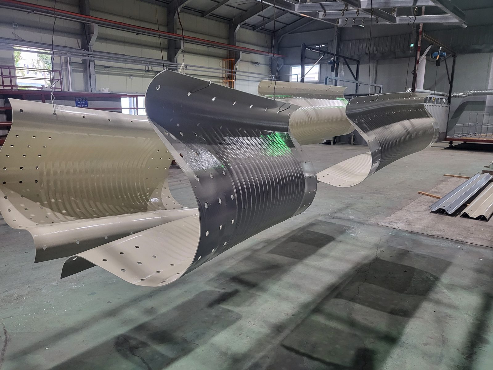 Wonder Arch Liner panels after NET-certified electrodeposition coating at the Rexsteel Haman factory